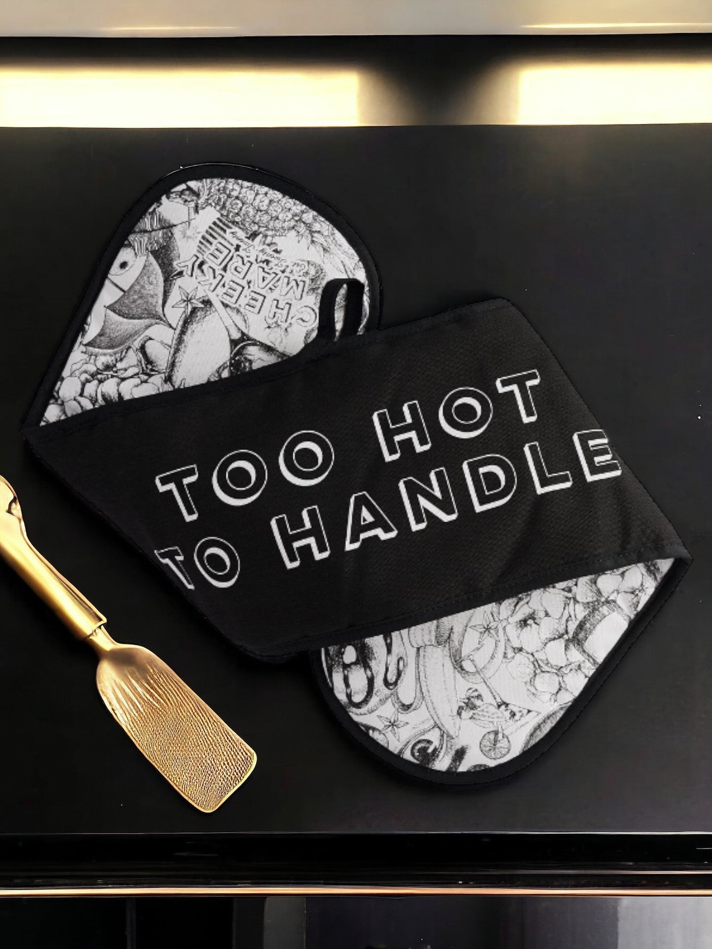 Too Hot To Handle Oven Gloves - Cheeky Mare
